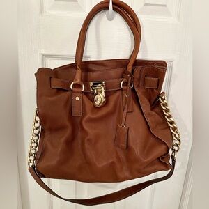 MICHAEL KORS Hamilton Tote with Lock Accent